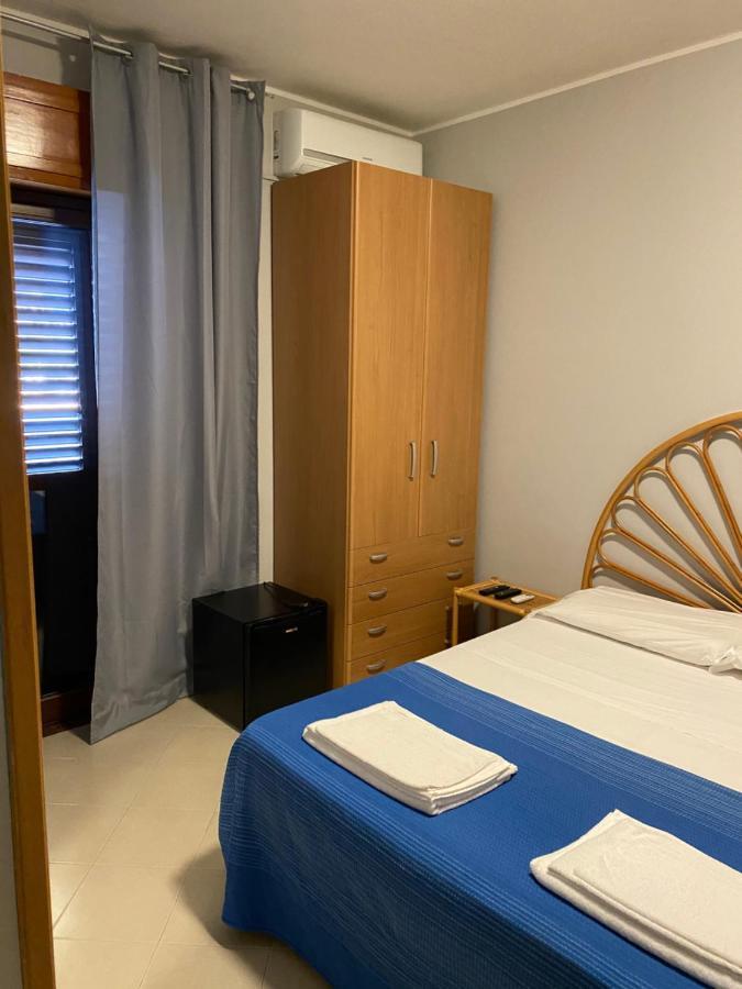 Orlando Vacanze Camere 에리체 외부 사진